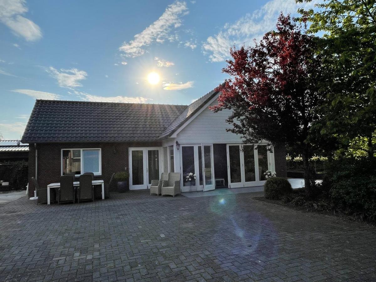 Gastenverblijf Bij De Buuren Dirksland Kültér fotó