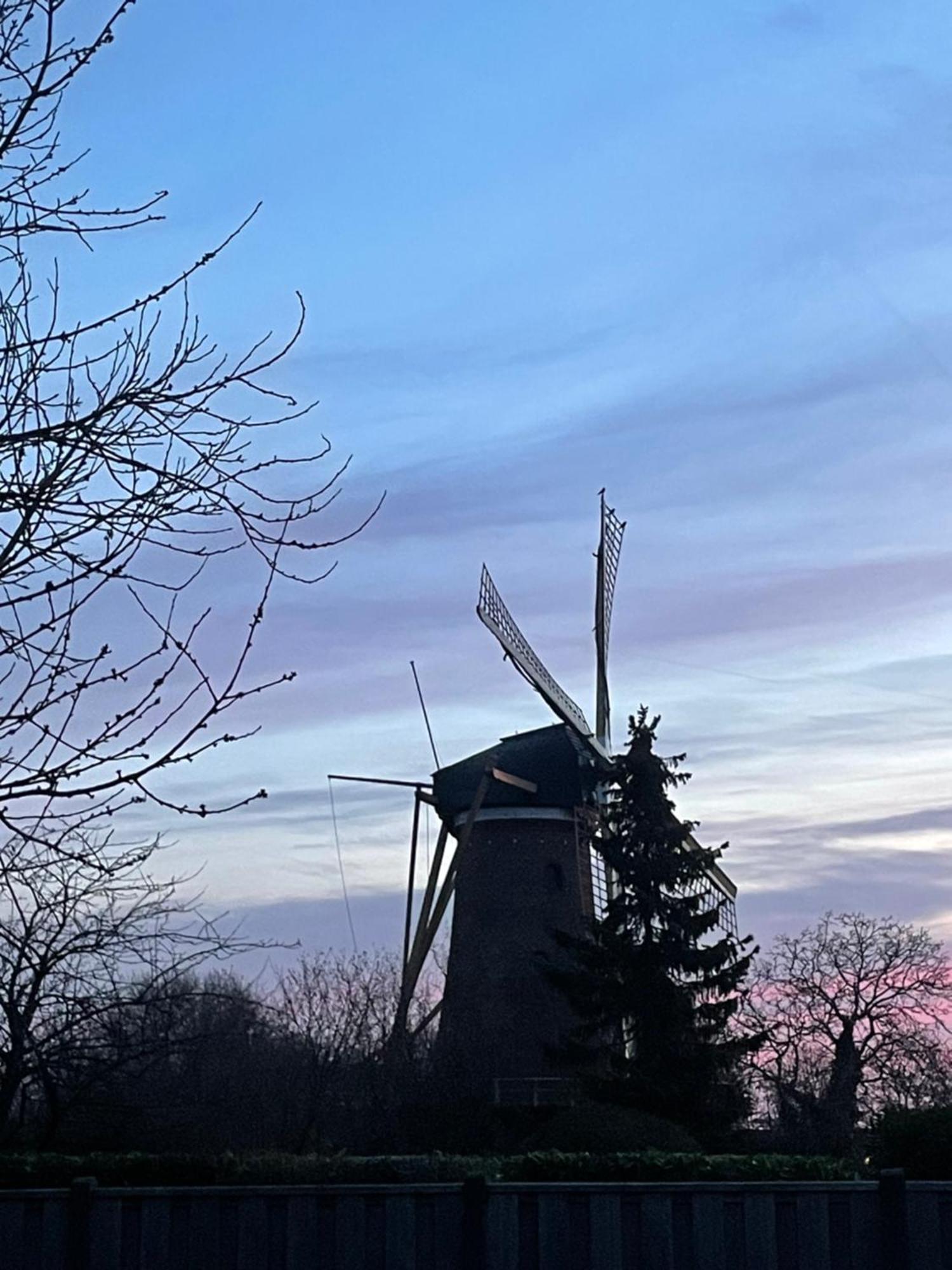 Gastenverblijf Bij De Buuren Dirksland Kültér fotó